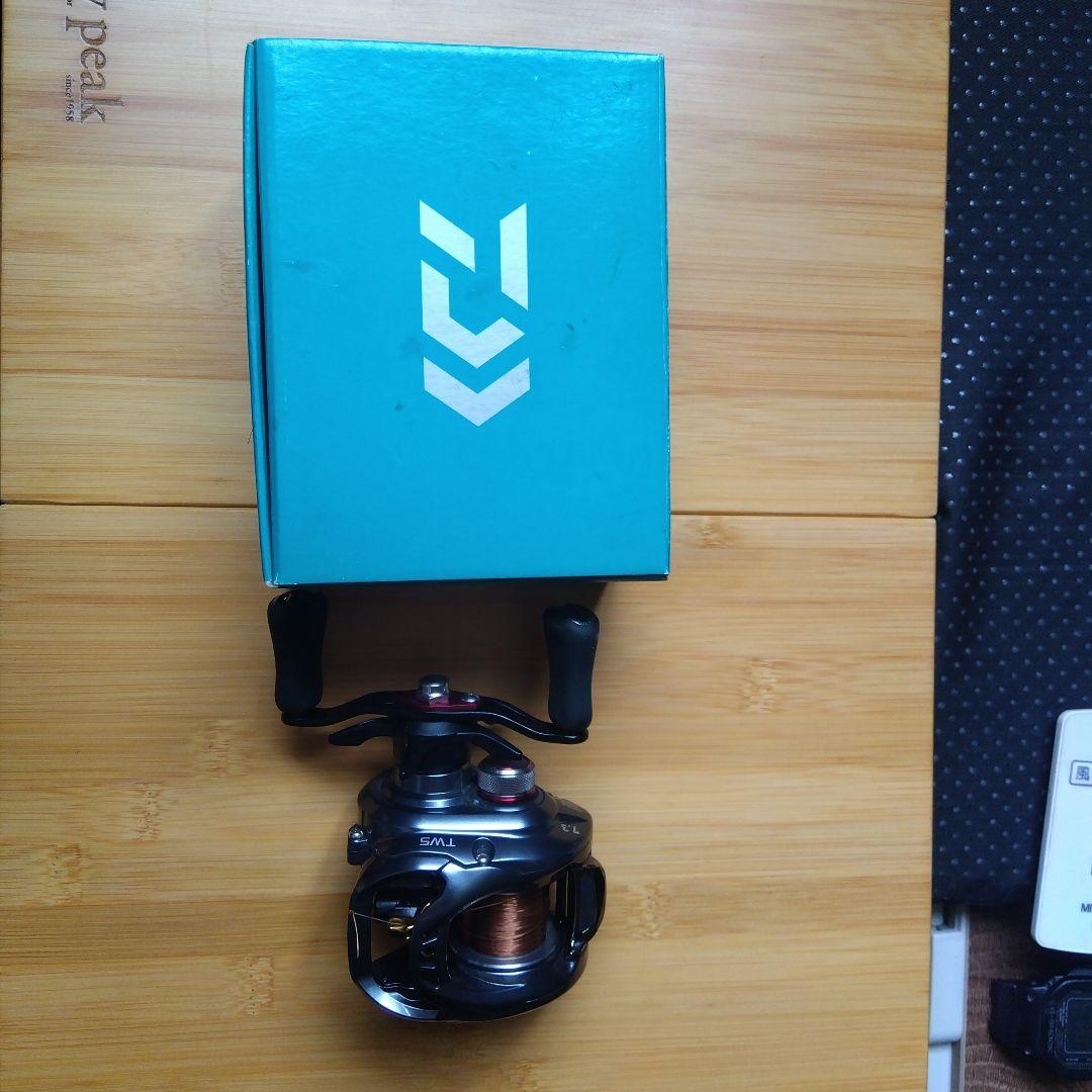 ベイトリール 黒 両手ハンドル 元箱付き