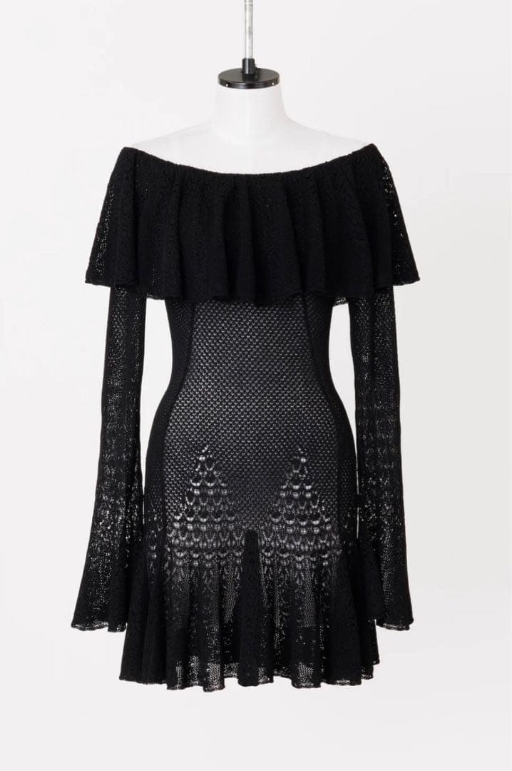 【お値下げ！】新品タグ付⭐︎feticoオフショルダーミニワンピース