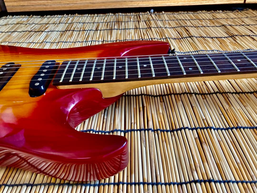 ☆値下決断☆杢目が綺麗な美品　Aria ProⅡ をモディファイして新機能満載