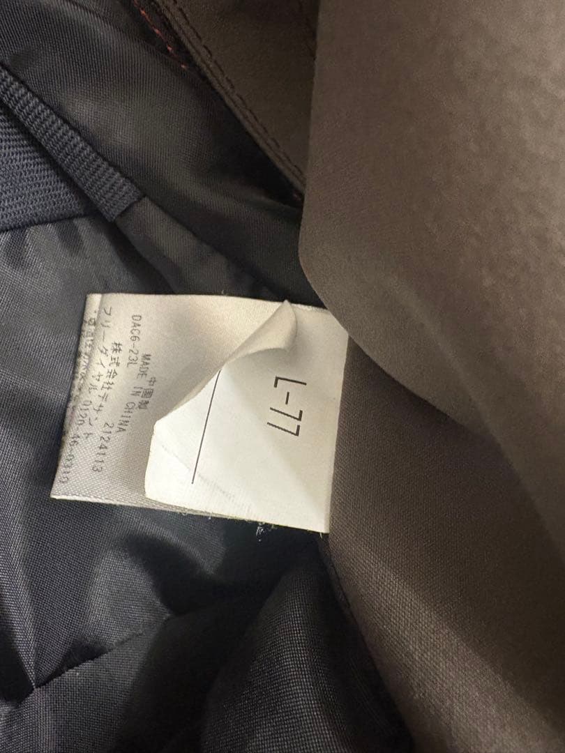 デサント　スキーウェア　2023-24支給品　ゴールドエンブレム 上下セット