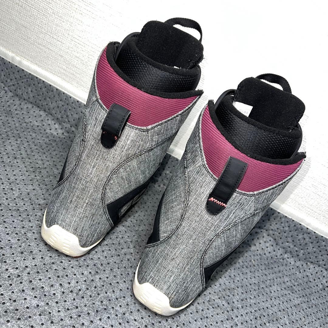 7-8回使用 人気サイズ23.5cm swivel ダイヤル スノボブーツ