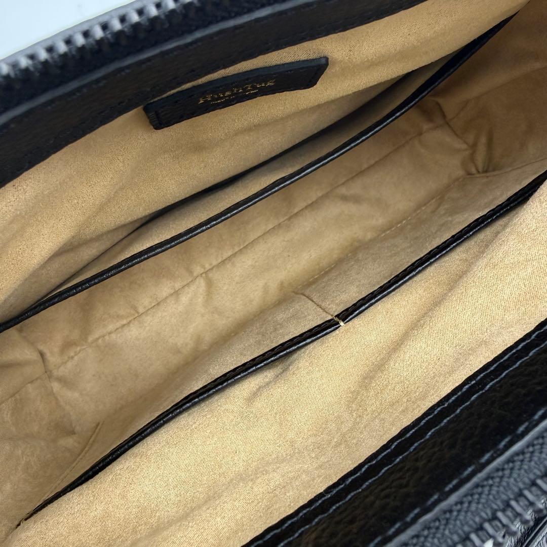 HushTug ハッシュタグ レザーショルダーバッグ ブラック
