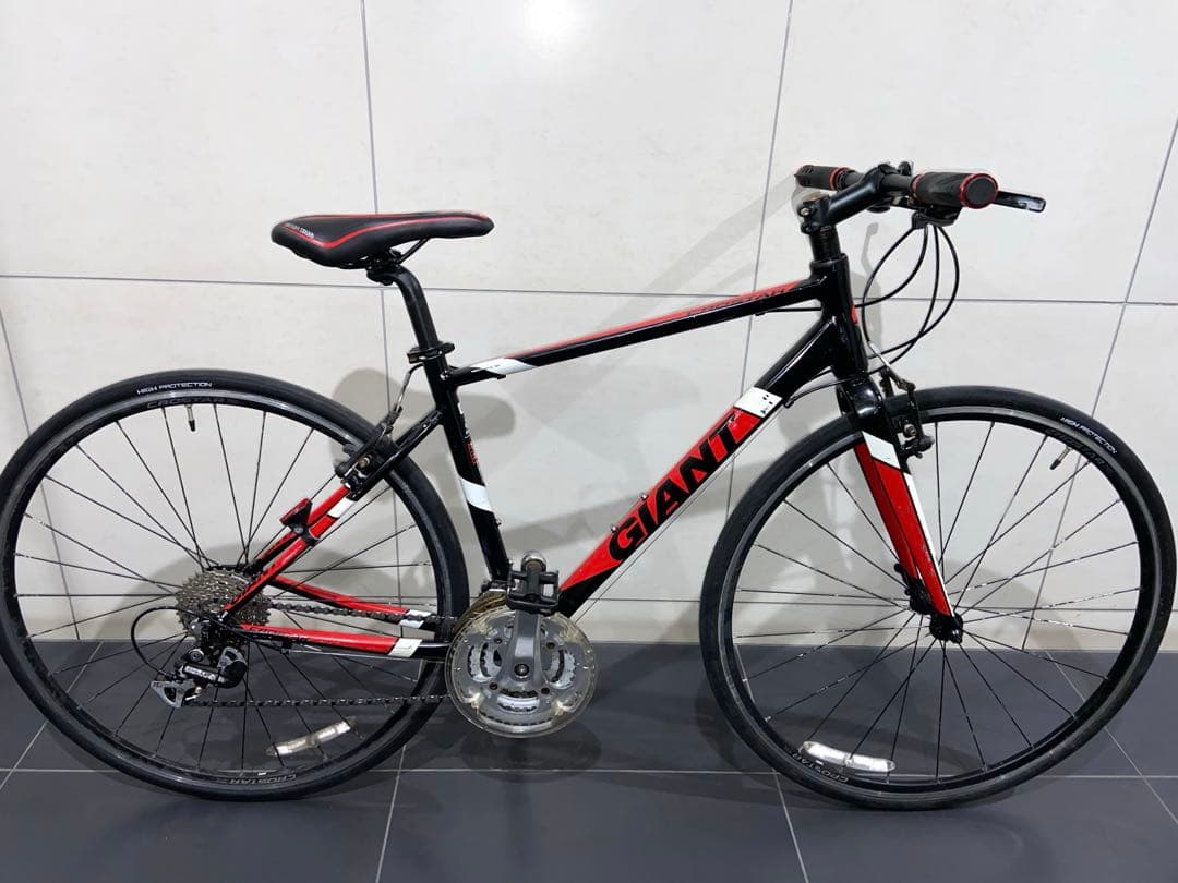 GIANT CROSTAR クロスバイク　ジャイアント　クロスター　escape
