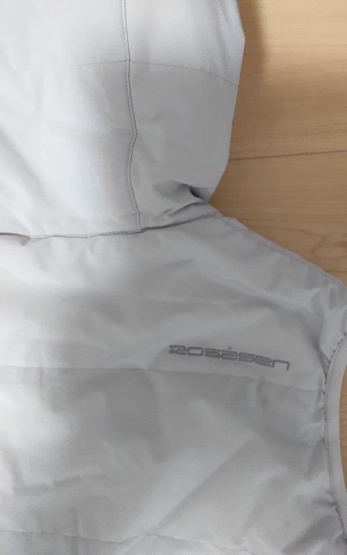 ロサーセン　ゴルフウェア　中綿ベスト【新品・未使用!】