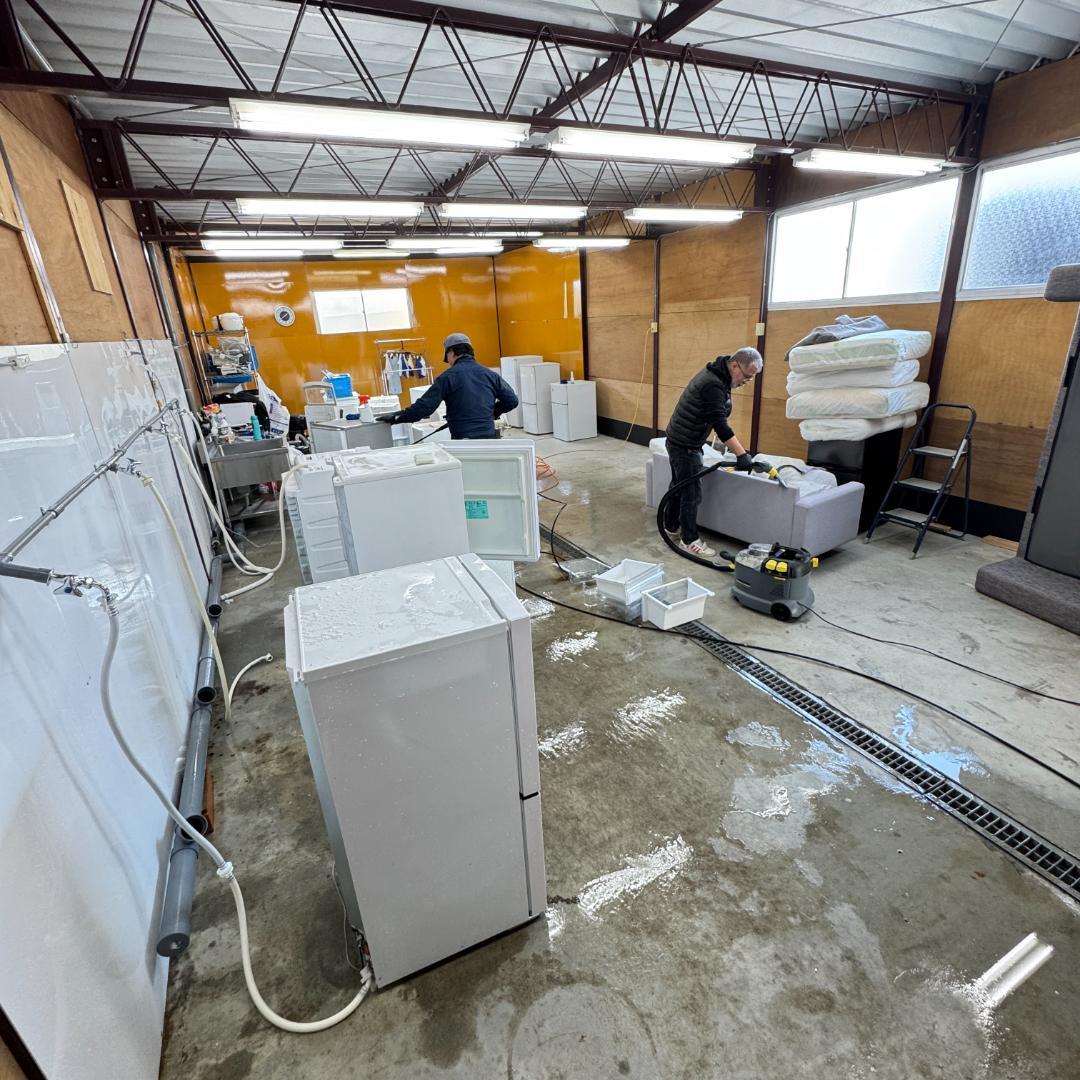 東京23区送料無料　超美品ダイニングテーブル4点セット