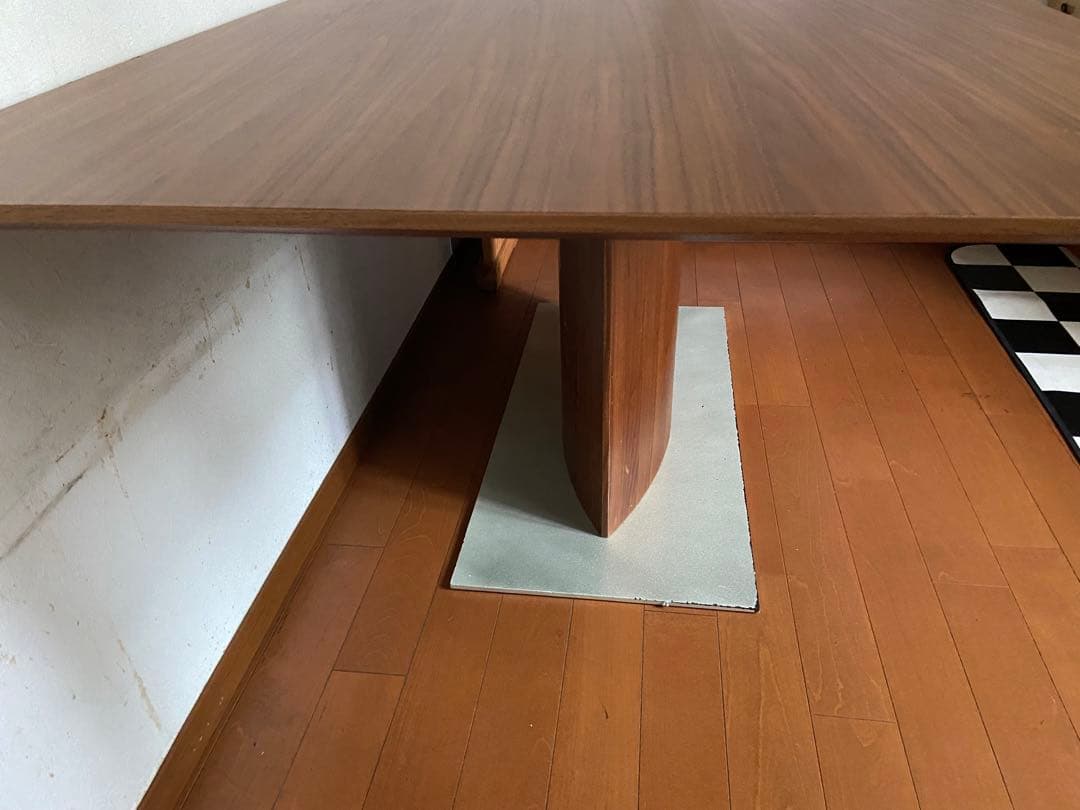 ブラウン木製ダイニングテーブル　引き取り限定