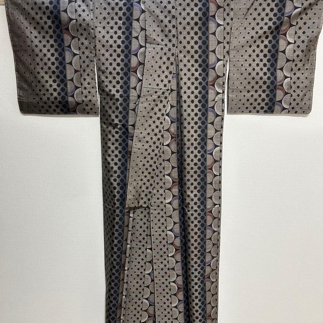 【 値下げ 】 未使用品　オシャレな水玉柄　本場泥大島紬　着物スキ倶楽部４７４