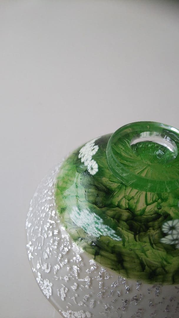 ★花のムリーニと銀箔★インカルモ茶碗