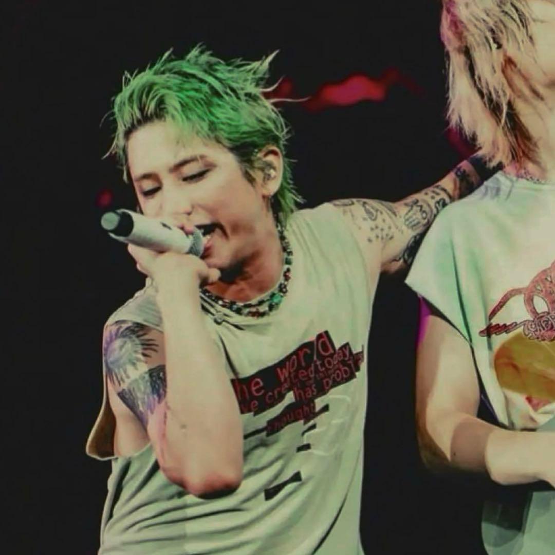 ONE OK ROCK Taka着用 liberte風 ハンドメイドネックレス - メルカリ