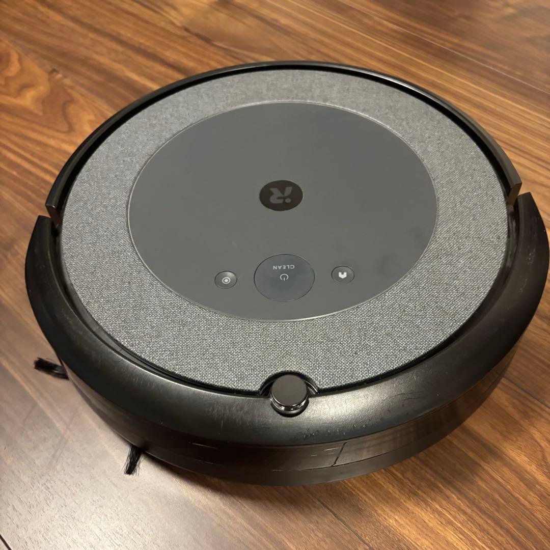 iRobot社 Roomba i3+ クリーンベース付き