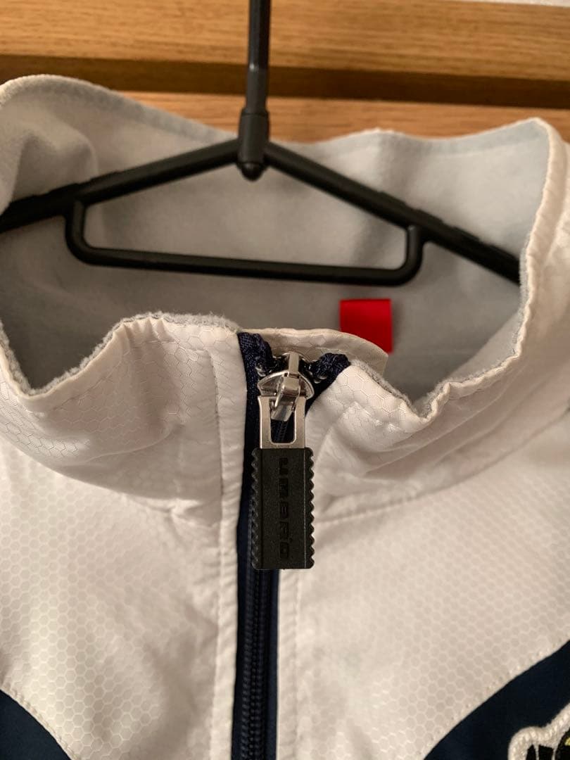 亀*様 アンブロ 柏レイソル 支給 ウィンドブレーカー 上下-【公式】