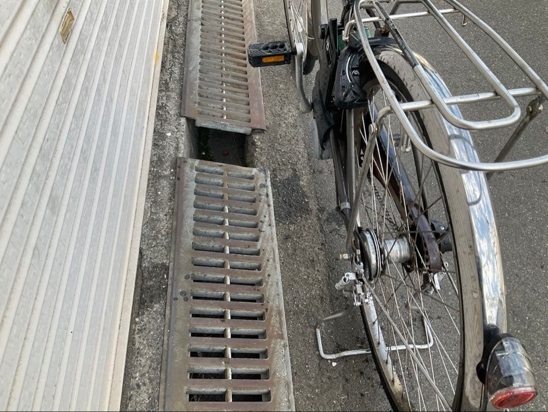 パナソニック最新機種電動アシスト自転車viviDX26インチグレー系ボディー