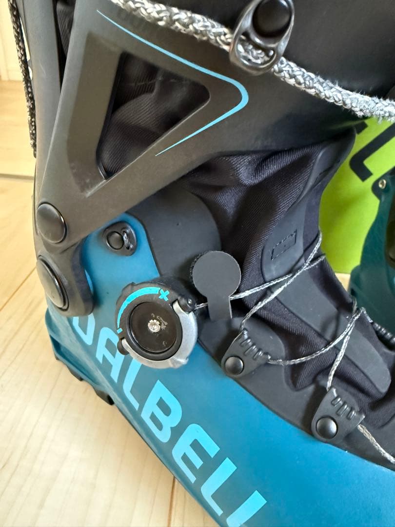 DALBELLO QUANTUM UNI ブーツ 26.5