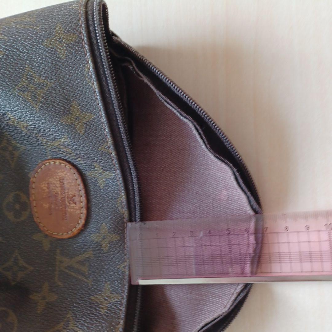 M*4様 Louis Vuitton ボディバッグ ブラウン