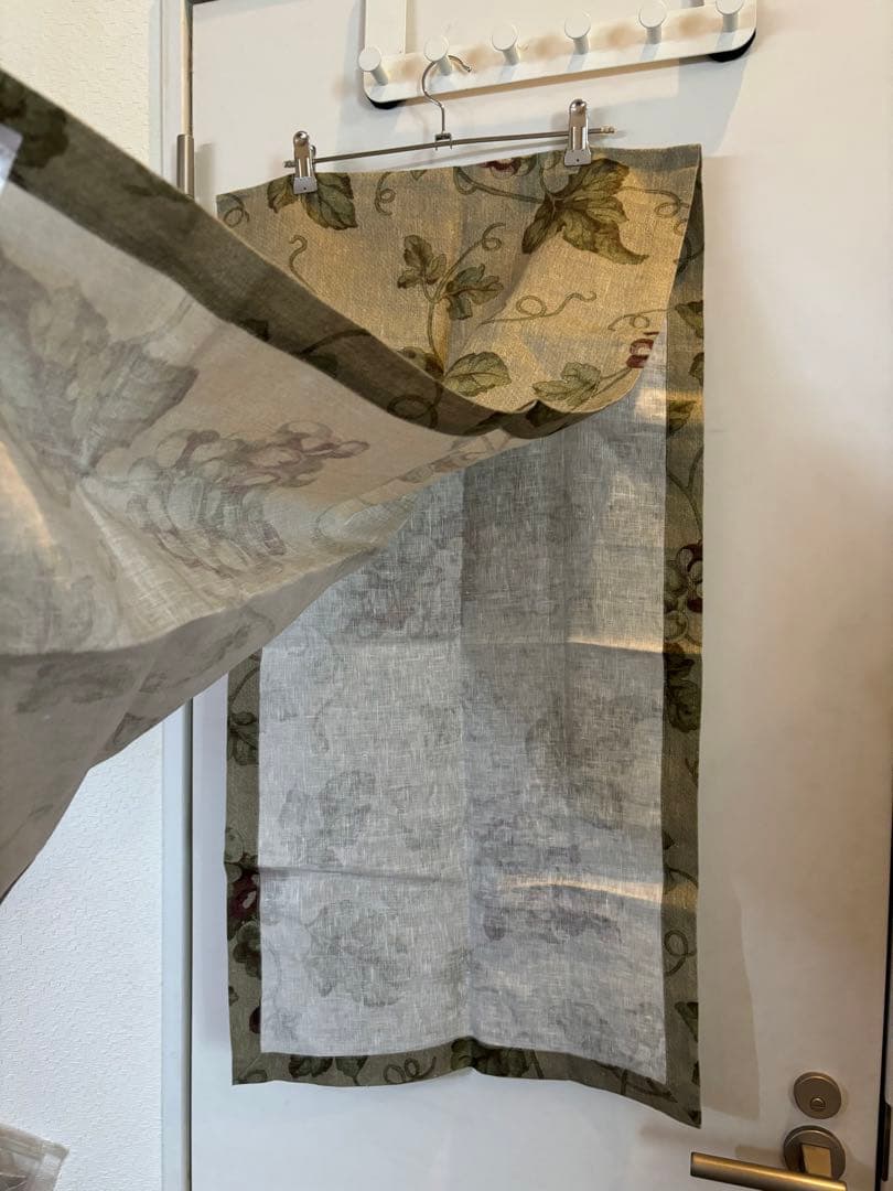 0390: イタリア リネン テーブルランナー ブルネッロ