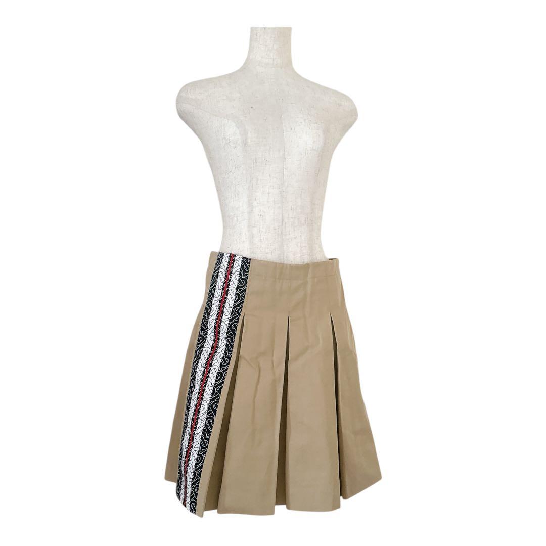 現行タグ Burberry スカートプリーツ フレアTBロゴ　べージュ