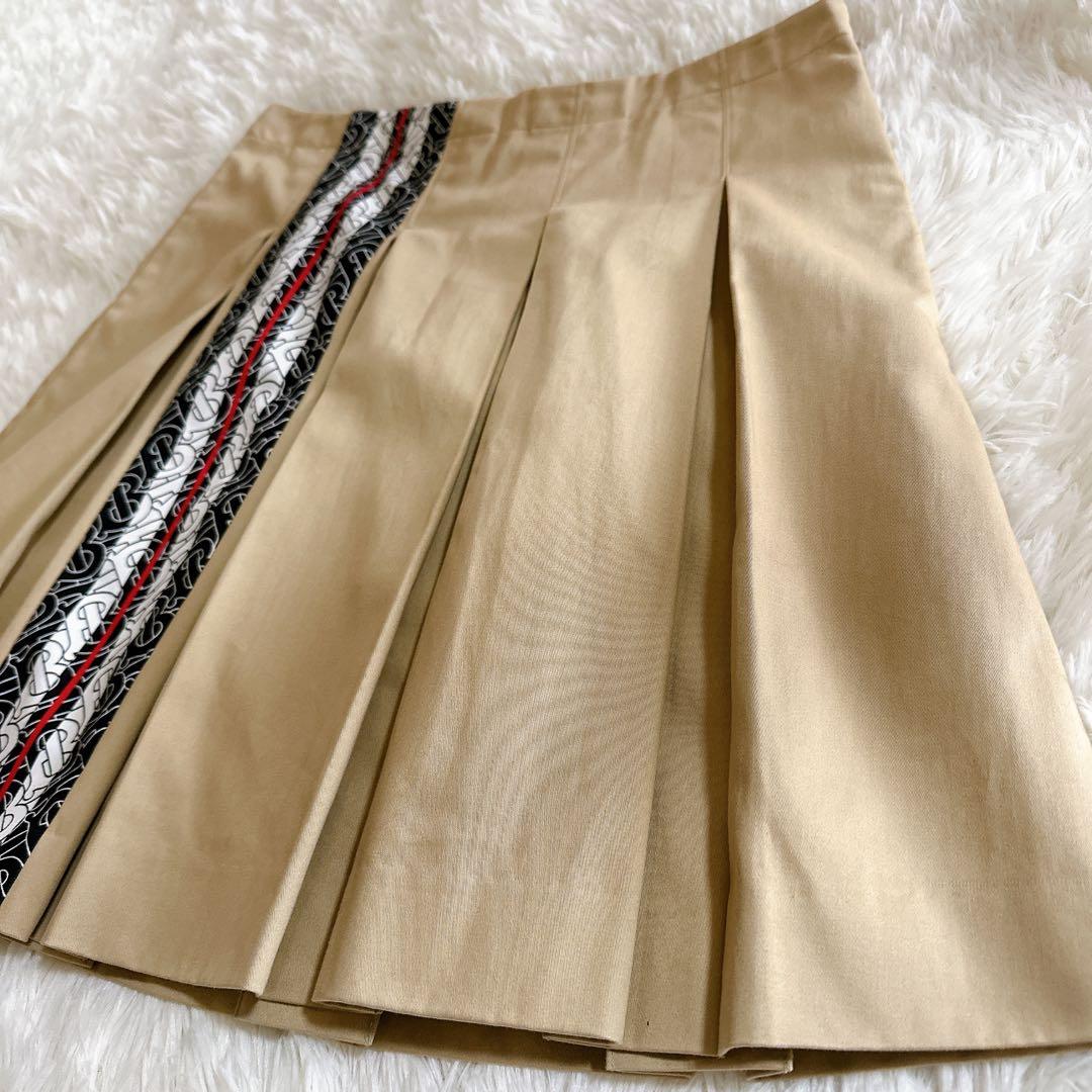 現行タグ Burberry スカートプリーツ フレアTBロゴ　べージュ