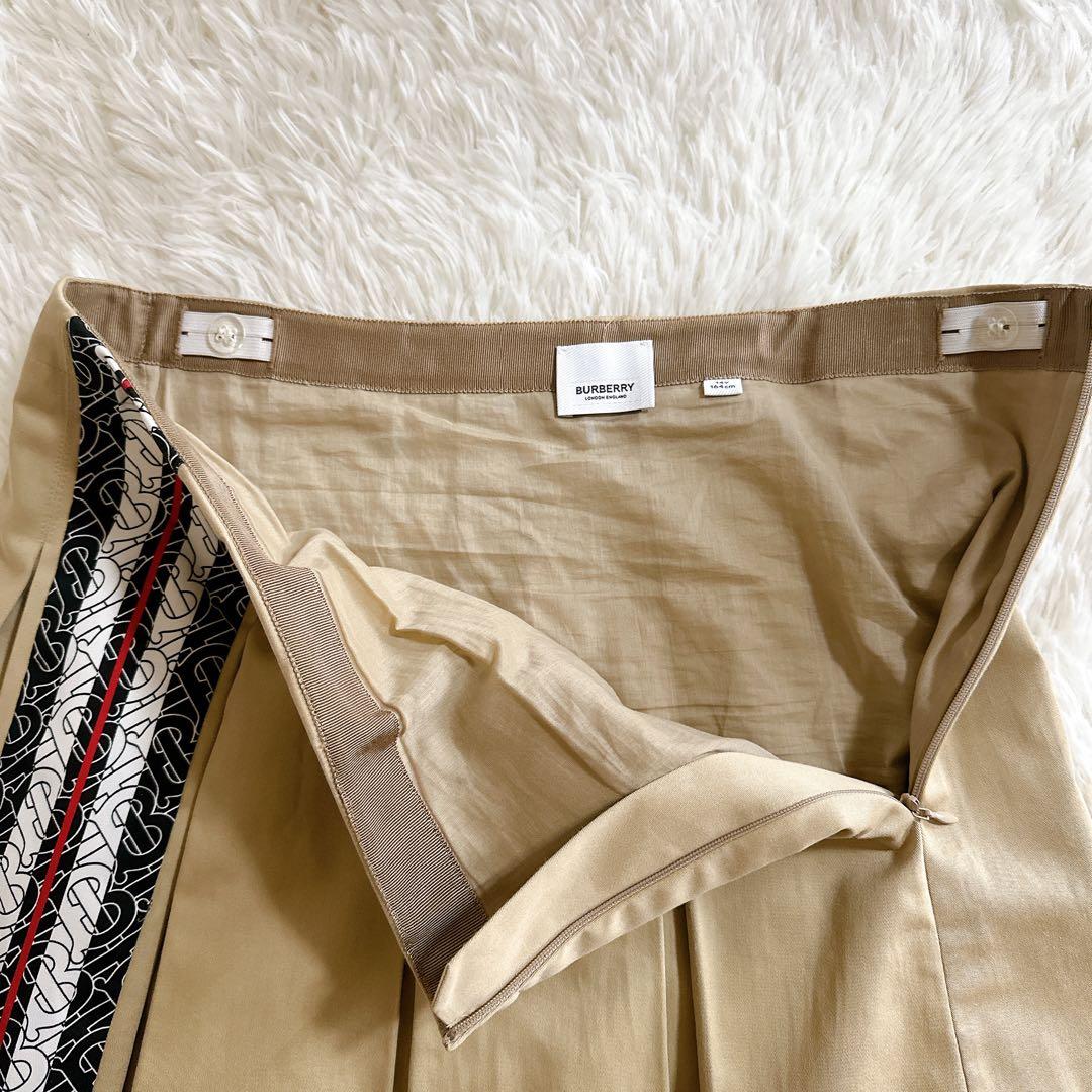 現行タグ Burberry スカートプリーツ フレアTBロゴ　べージュ