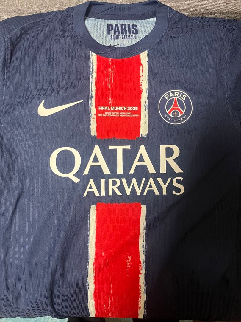 PSG KVARATSKHELIA 7 シャツ