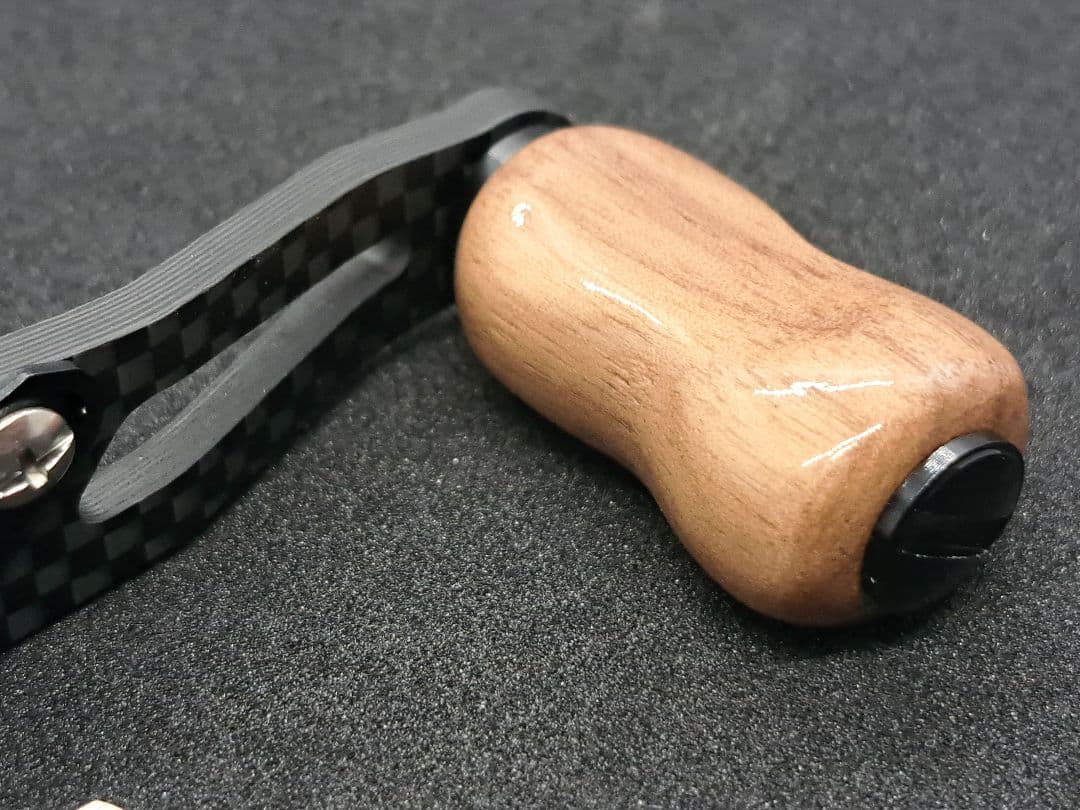 超軽量セット　カーボンハンドル ダイワ/アブ/シマノ 全長95mm軸間85mm