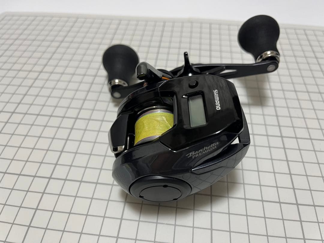 シマノ(SHIMANO) 19 バルケッタ プレミアム 151DH(左)