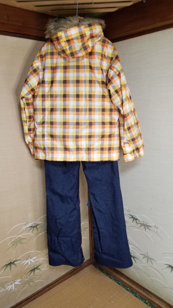 スノーボード・レディース ウエア上下セットアップ