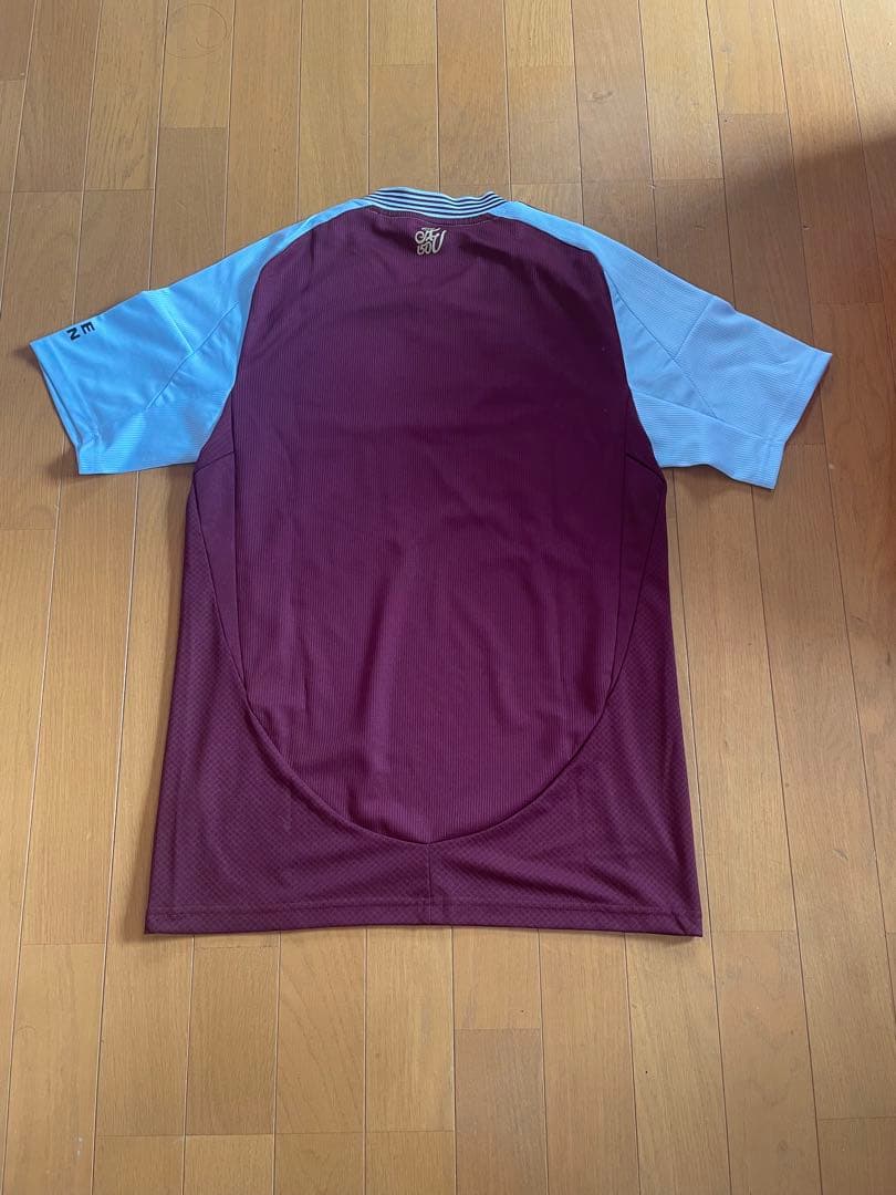 アストンヴィラ　ユニフォーム