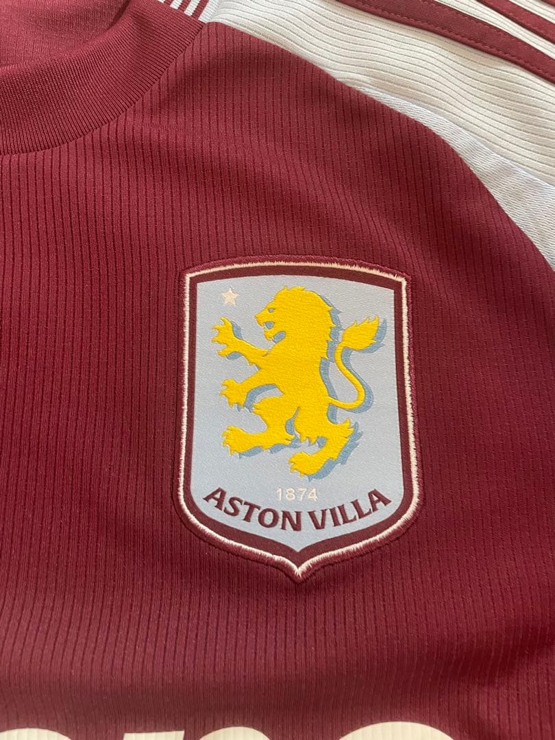 アストンヴィラ　ユニフォーム