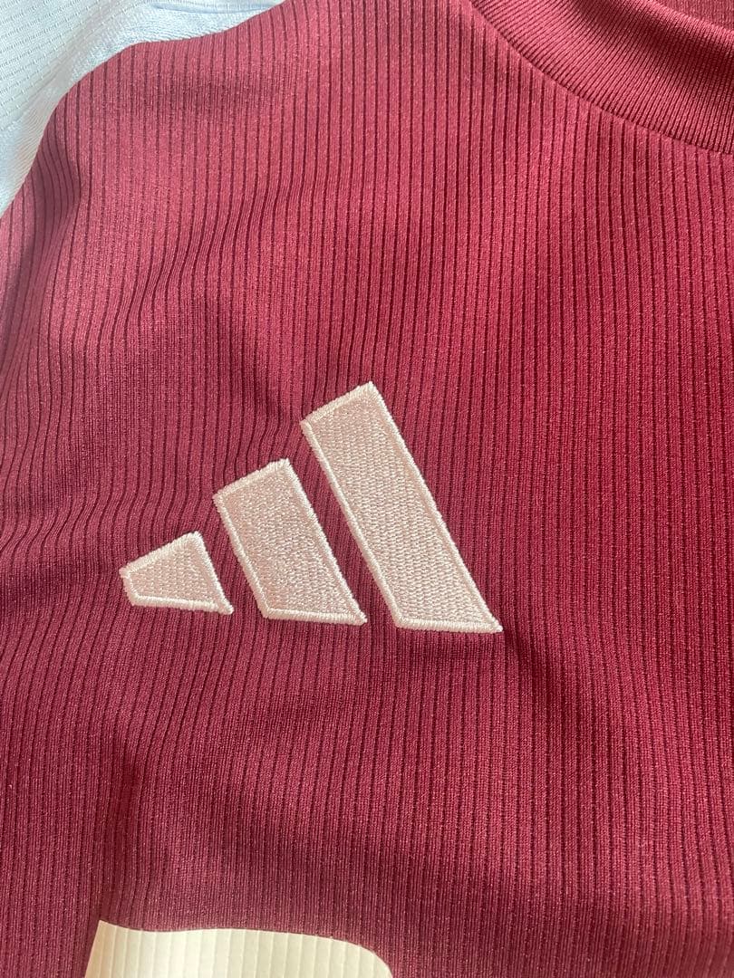 アストンヴィラ　ユニフォーム