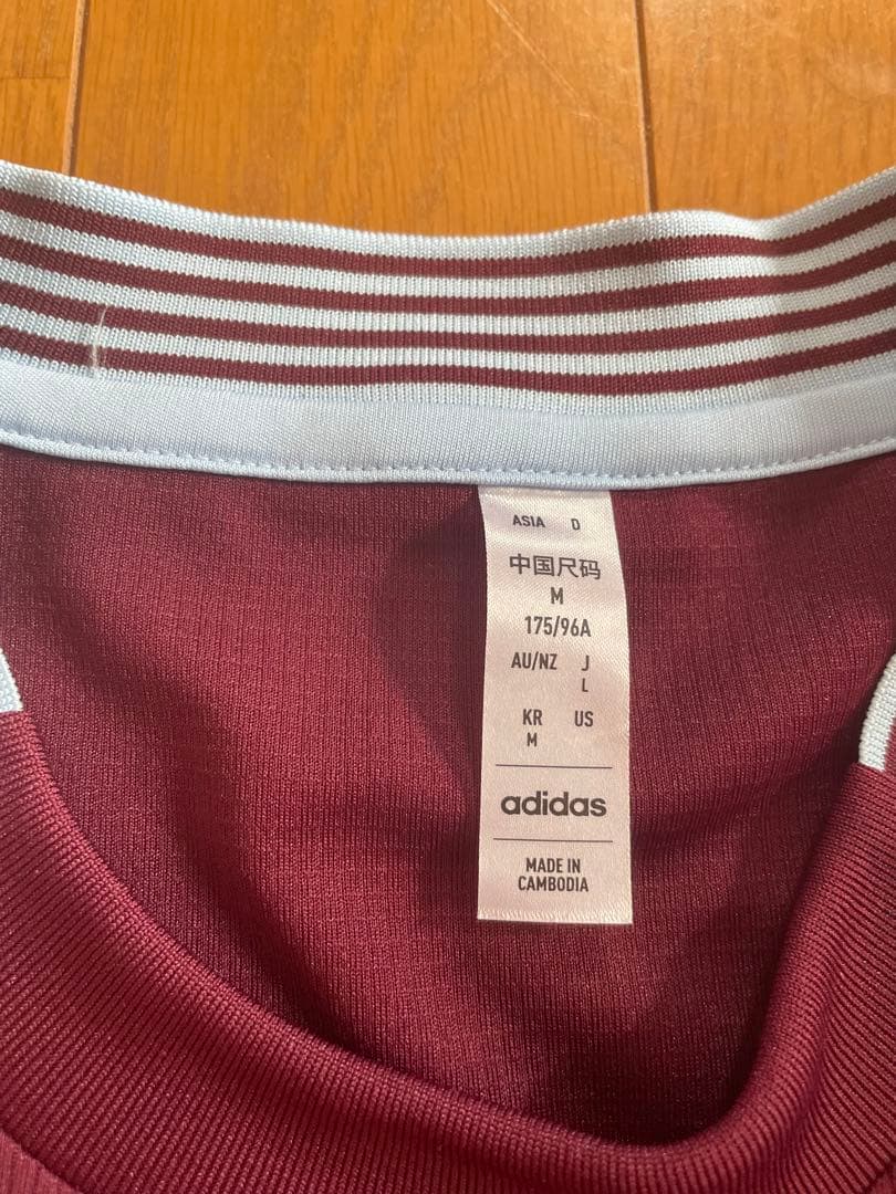 アストンヴィラ　ユニフォーム