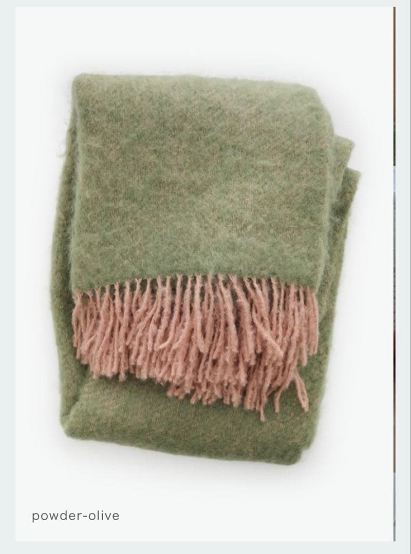 REVONTULI モヘアブランケット 130x170cm フリンジ付き