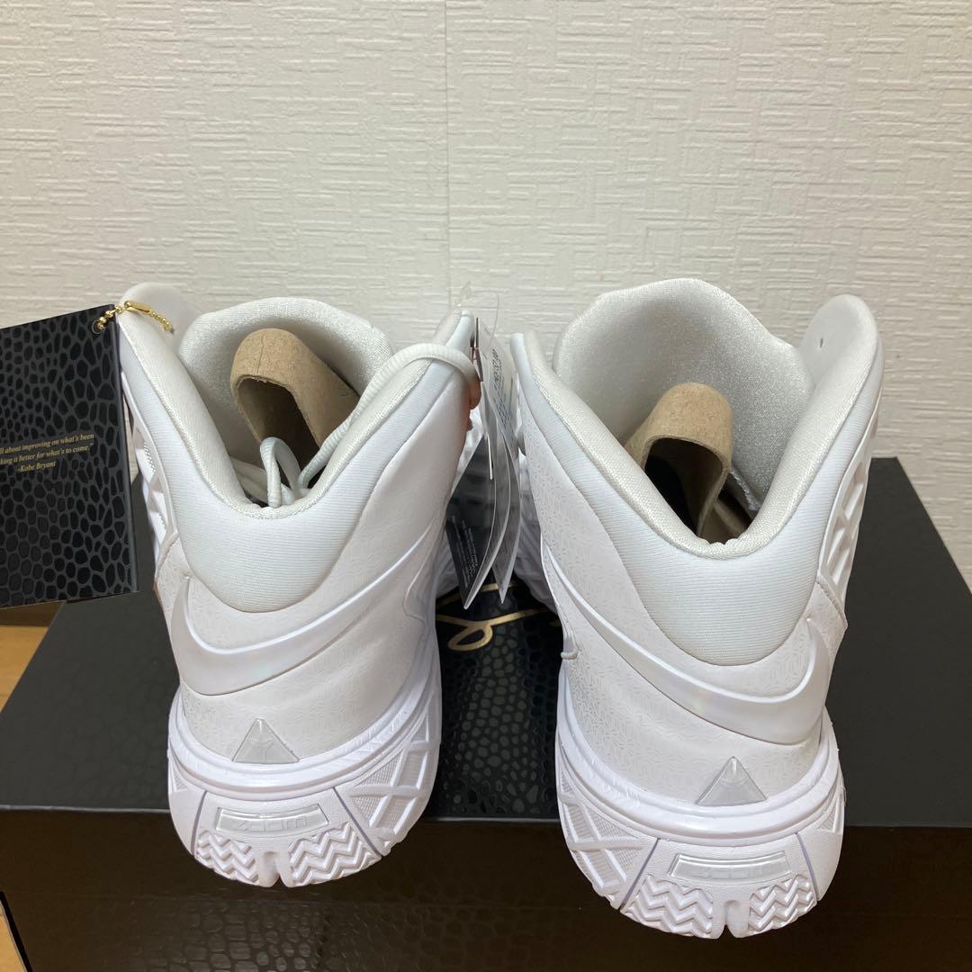 KOBE III PROTRO EP ホワイト 11