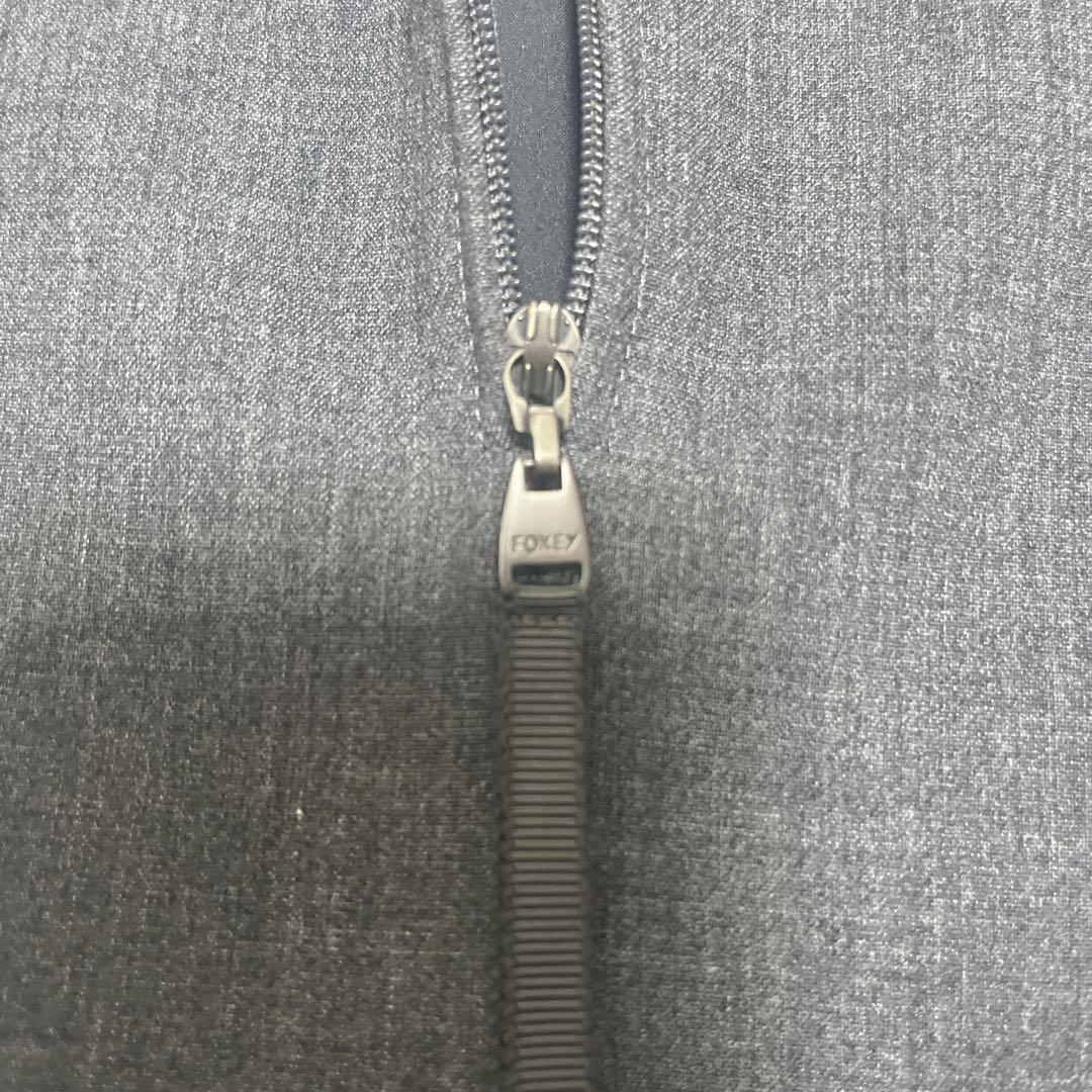 美品　フォクシーニューヨーク　プライベートノワール　白襟 グレー　38