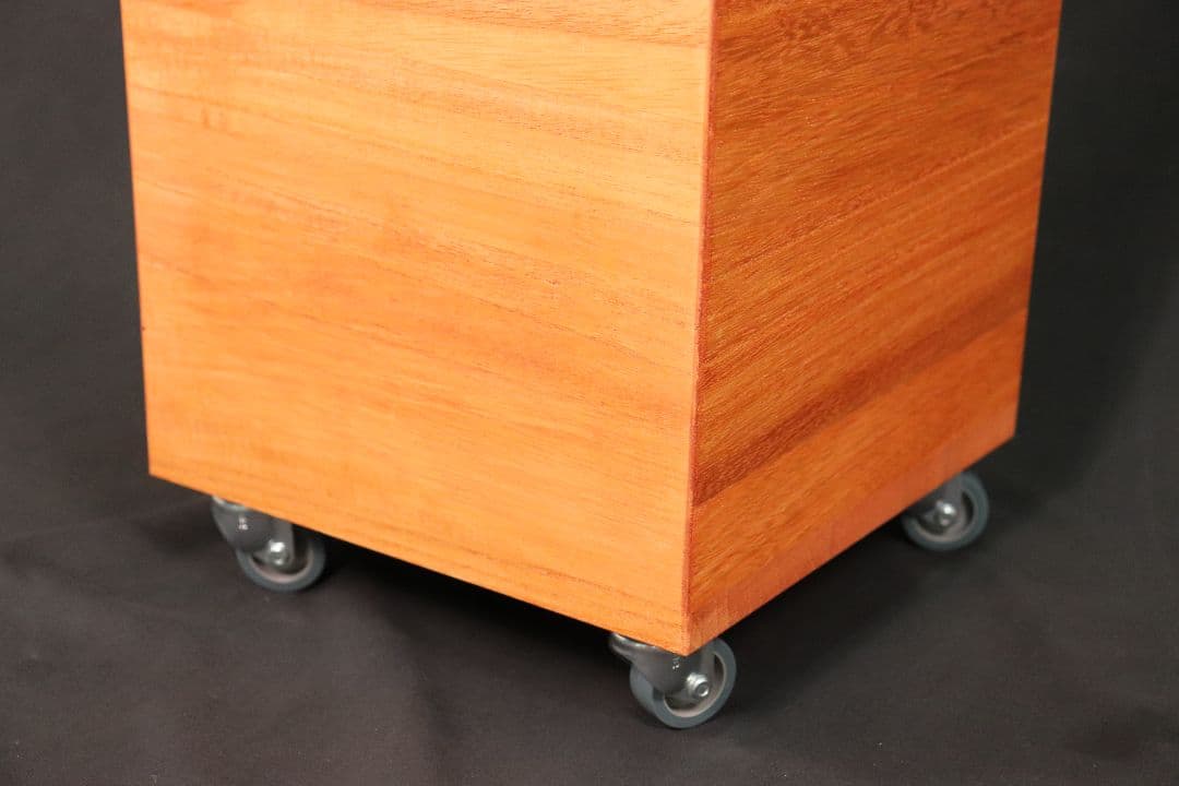 【新米の美味しさ長続き】【 10キロ用 】キャスター付き桐米びつ柿渋塗り