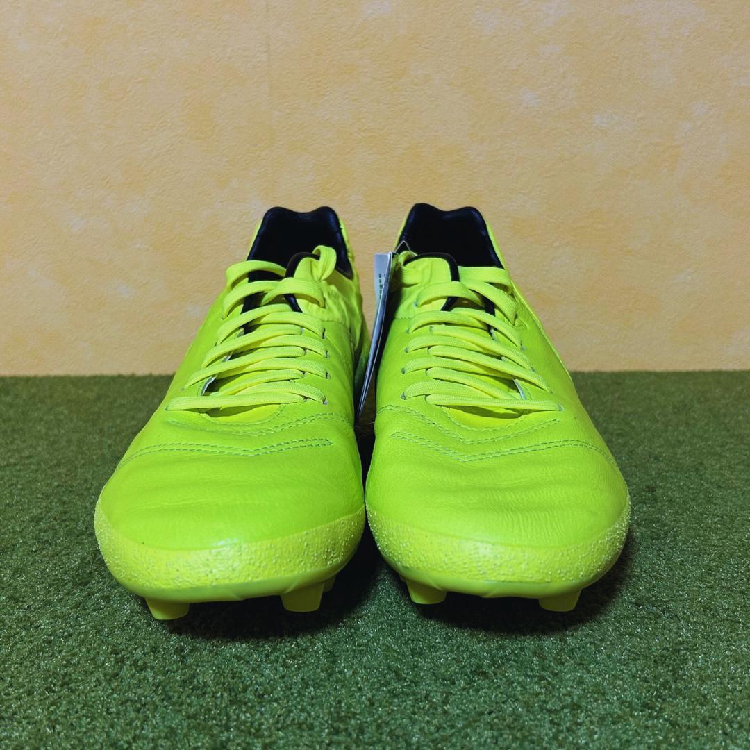 新品 未使用 サッカースパイク ナイキ ティエンポ HG 激レア 25.0cm