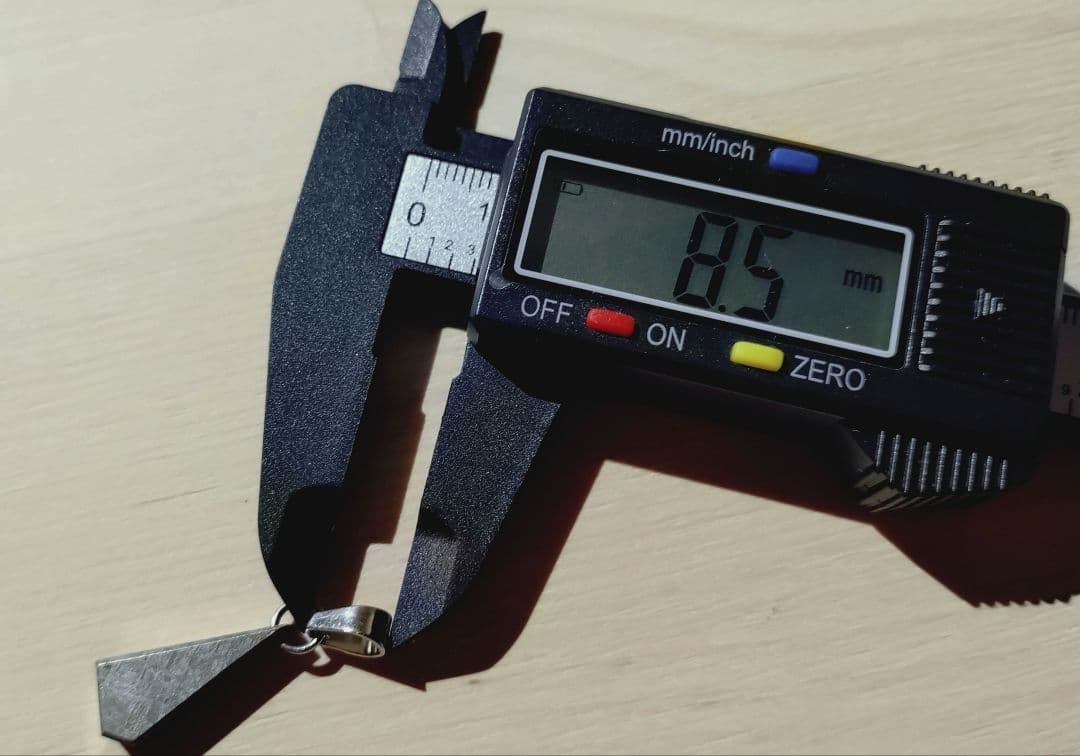 ギベオン隕石　ペンダントトップ