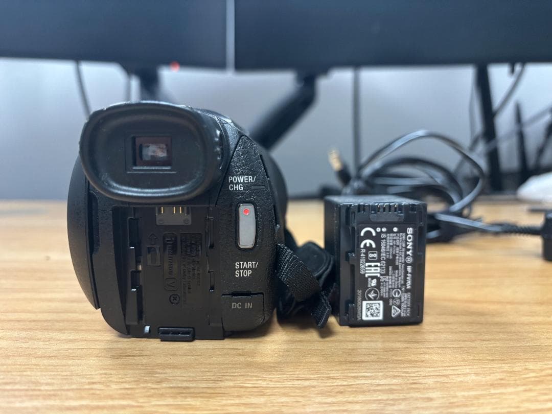 U*U様 SONY FDR-AX60 4Kビデオカメラ（純正バッテリー・ACアダ