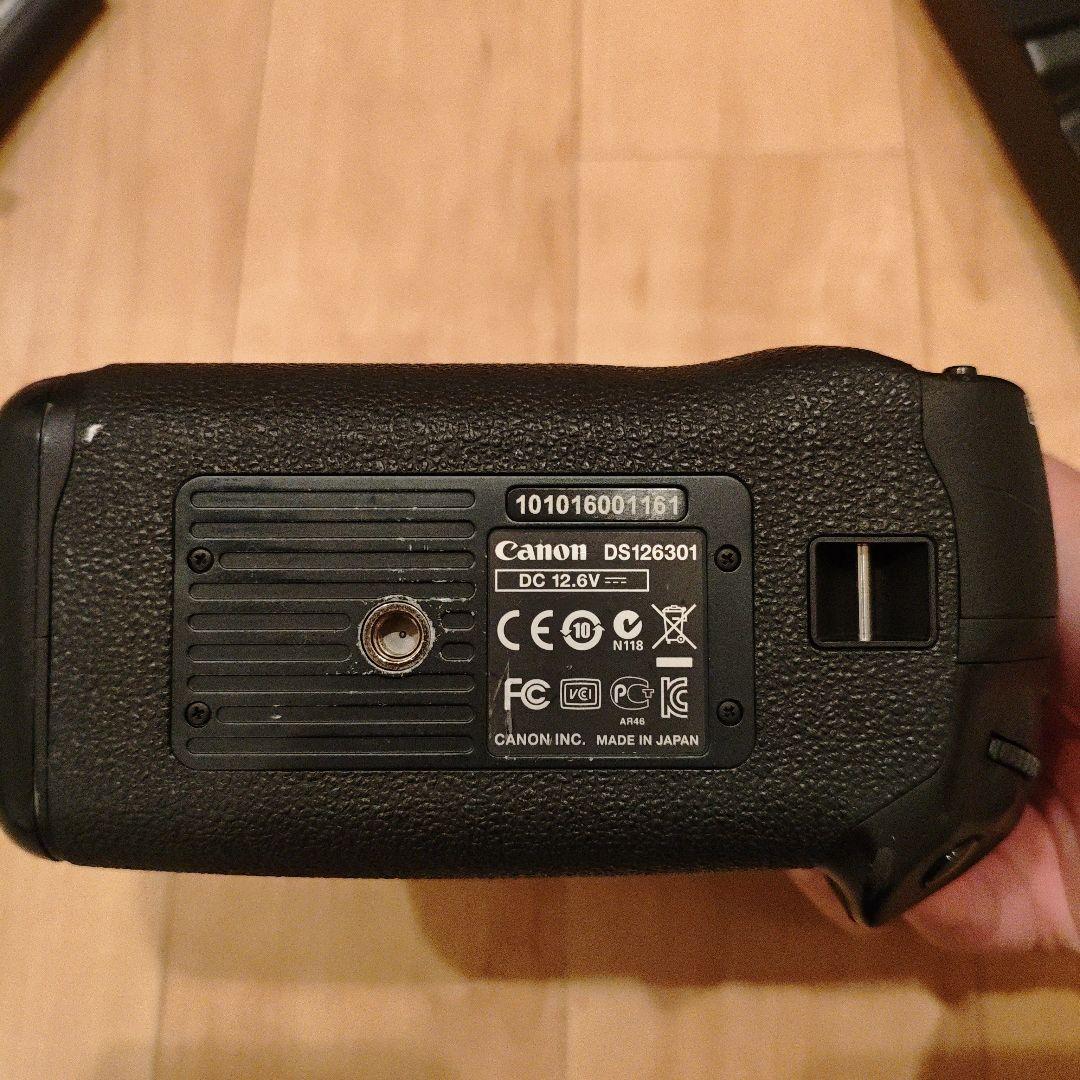 Canon EOS-1D X 本体 バッテリーCFカード2個付