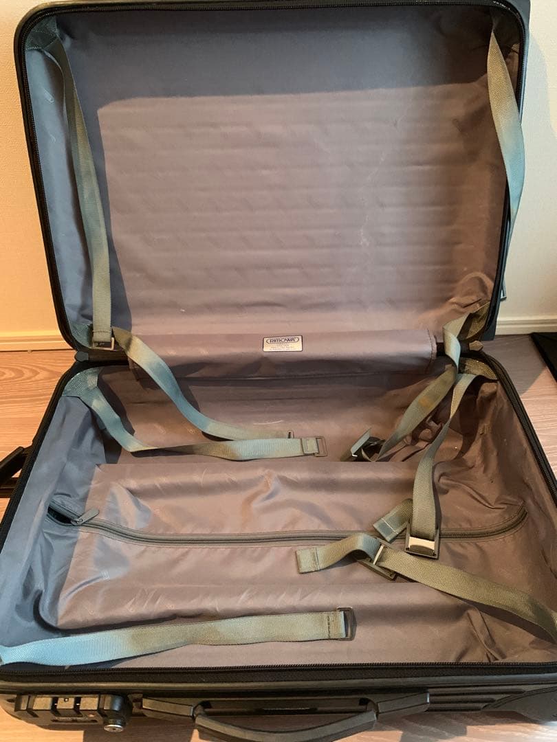 リモア　サルサ　機内持込OKサイズ