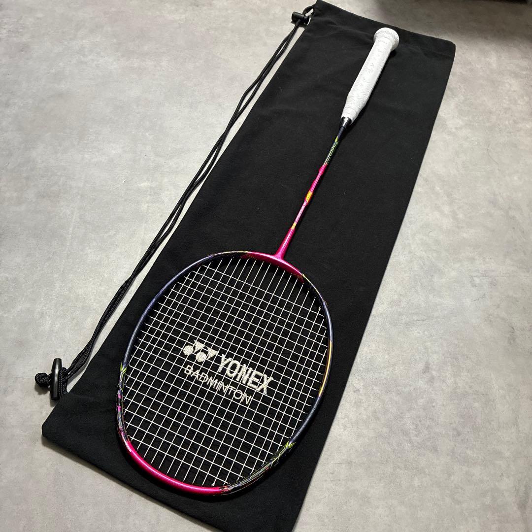 YONEX Voltric Z force 2 4U5 バドミントンラケット