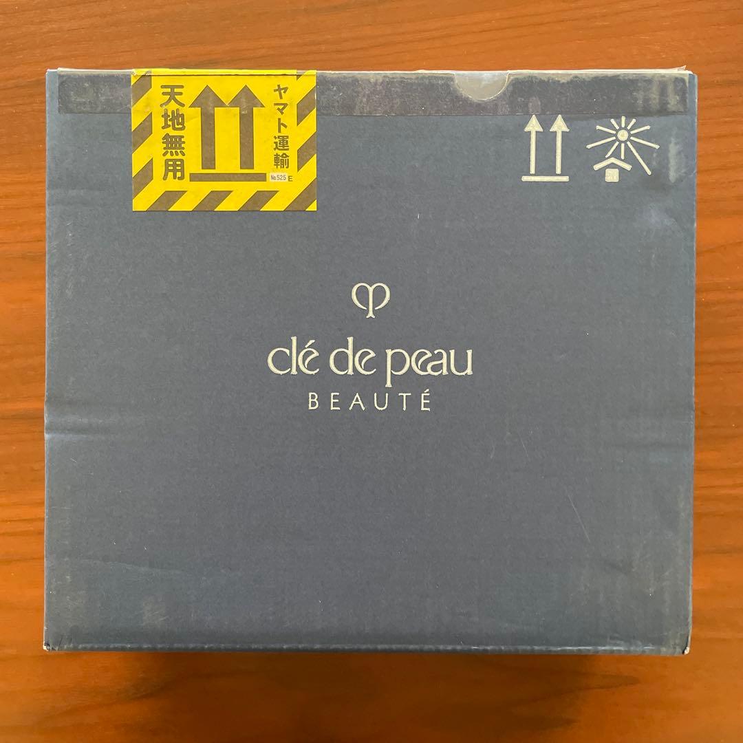 クレドポーボーテラディアンスギフト2024　コフレラディユースティルロココI