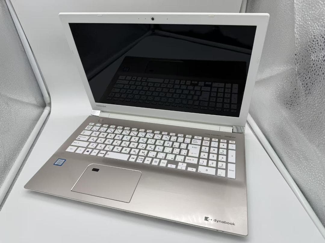 TOSHIBA 第八世代 i5 8GB 新品SSD512GB　Office付