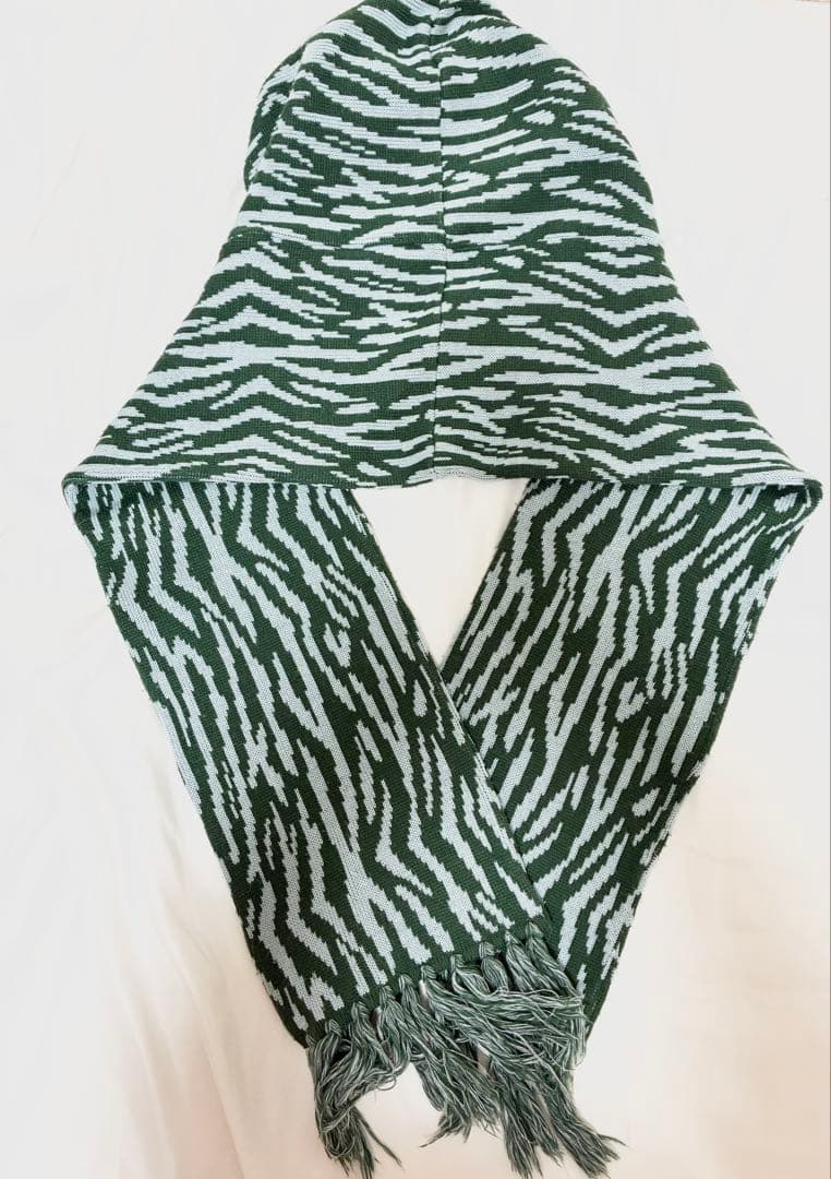 BoTTボットフードマフラーZebra Hood Scarf greenグリーン - メルカリ