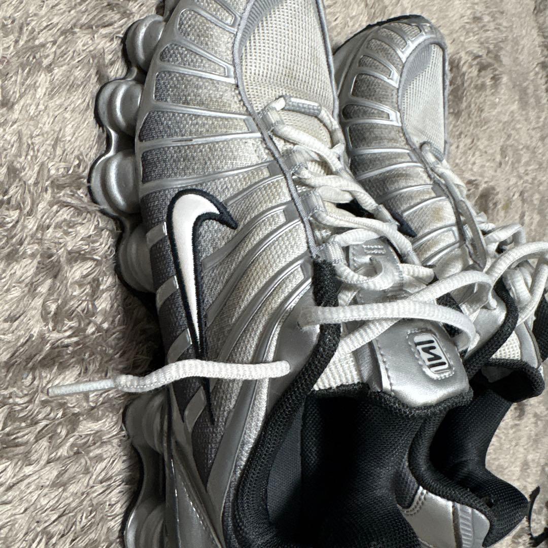 NIKESHOXXTL シルバー