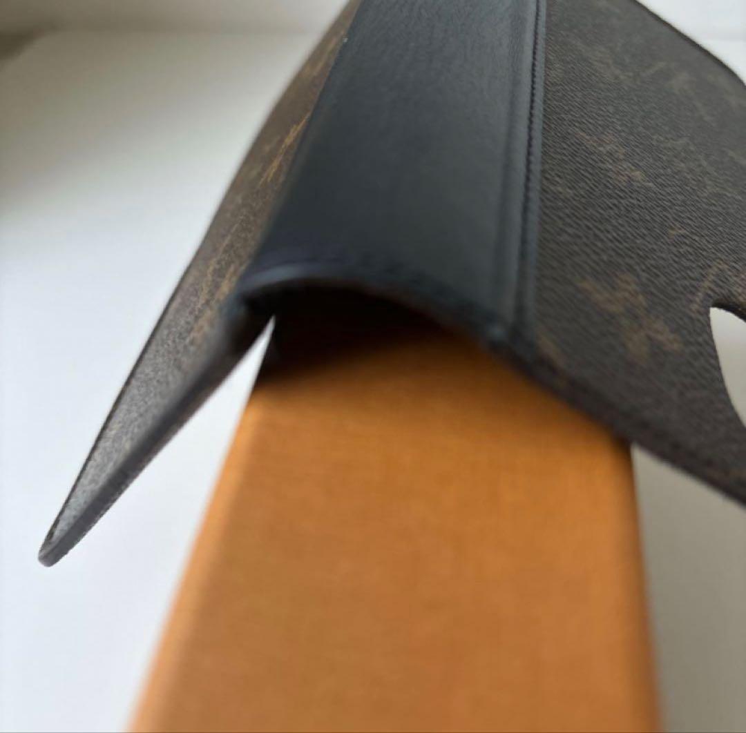 まもなく値引き終了！LOUIS VUITTON 手帳型iPhone11ケース！