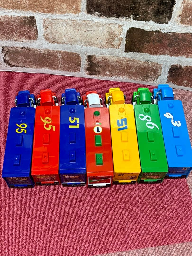 【新品】　カーズ　マックトラック トレーラー 7台セット　限定出品