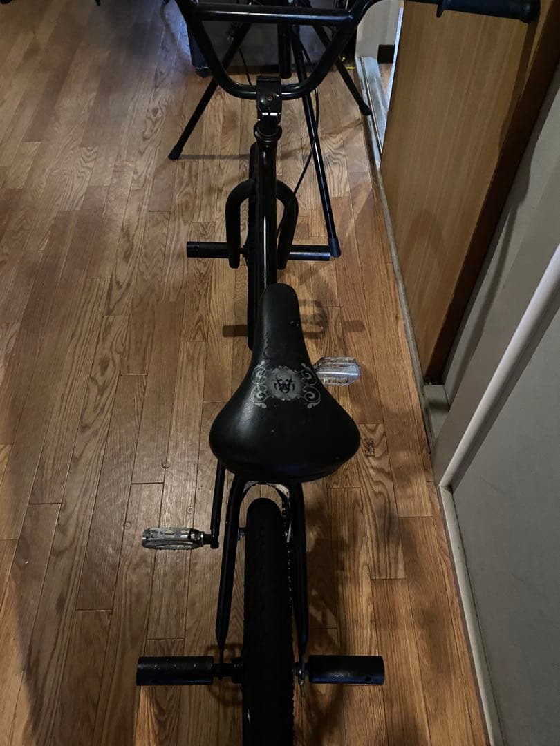 BMXバイク 黒サドル・ホイール