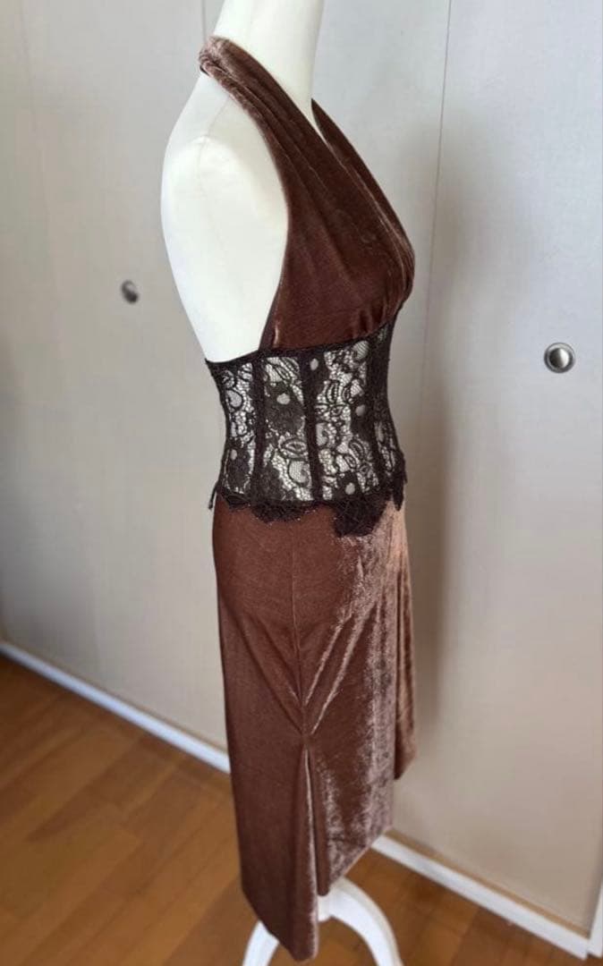 アルゼンチンタンゴ| ブラウン ホルターネックドレス