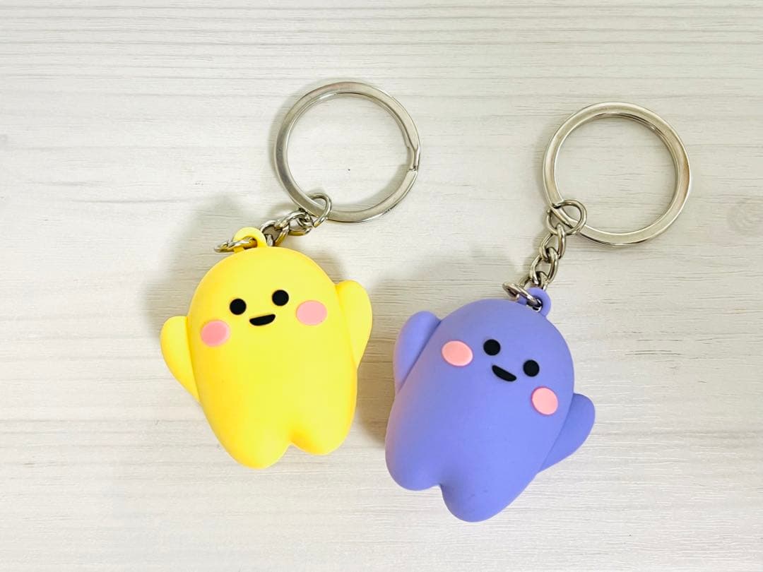 大阪万博 ドイツ サーキュラー シリコンキーホルダー - メルカリ