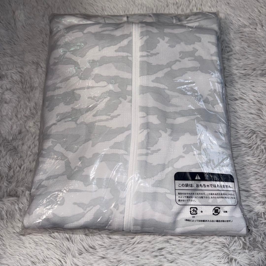 デサント　メンズパーカー　新品未使用　大谷翔平着用